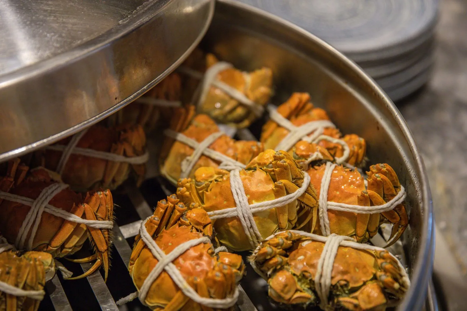 Steamed freshwater crabs