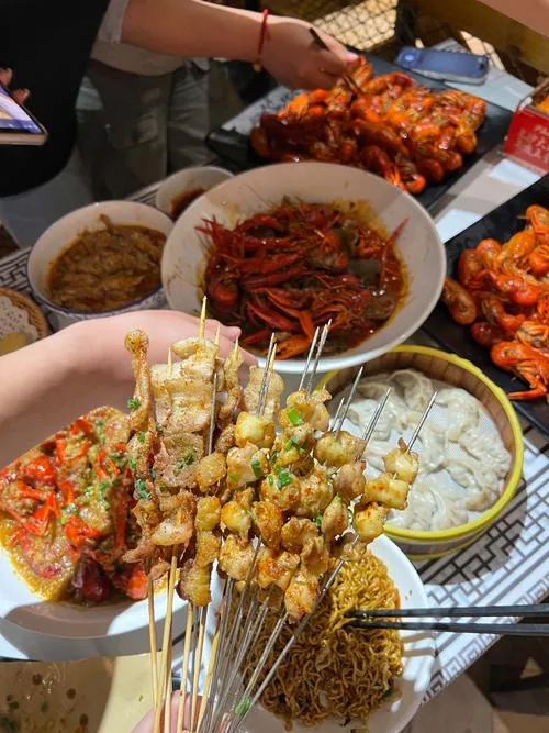 Changsha night market -- fiery crawfish and stinky tofu stalls roaring with business