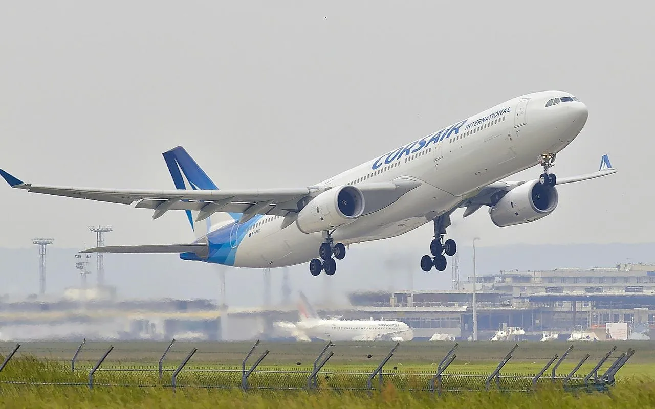 An international flight arriving in China