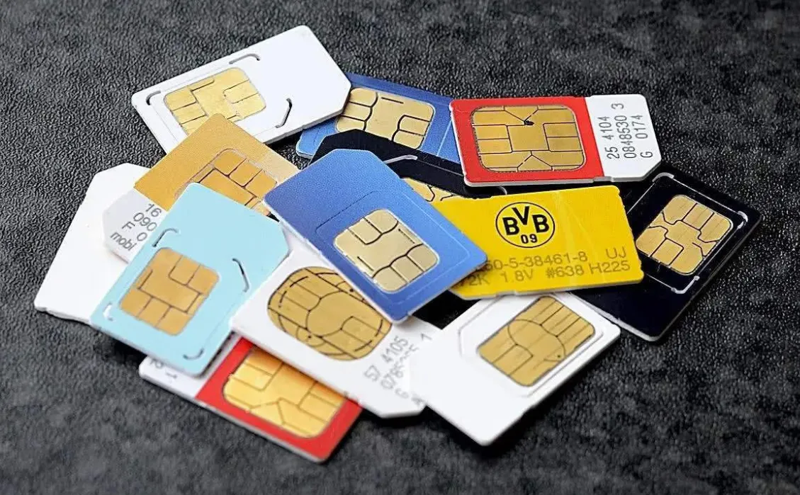Physical Chinese SIM cards from China Unicom, Mobile, and Telecom