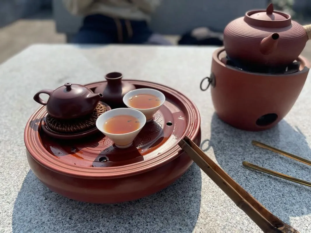 Chinese Gongfu Tea — an elegant gongfu tea setup with small cups and careful brewing